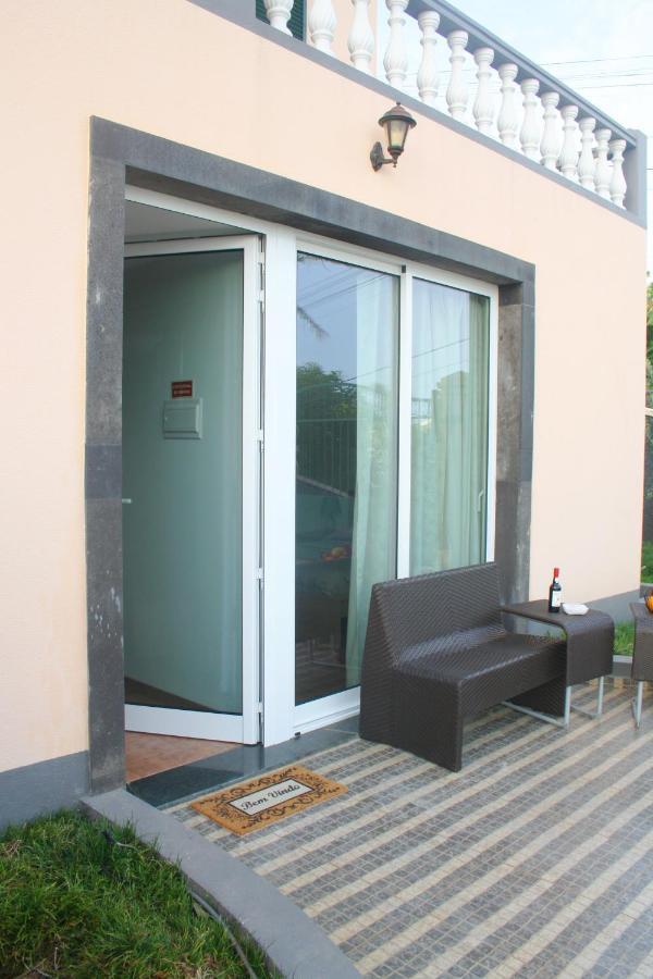 Apartmán Lugar Dos Louros 2 Estreito Da Calheta Exteriér fotografie